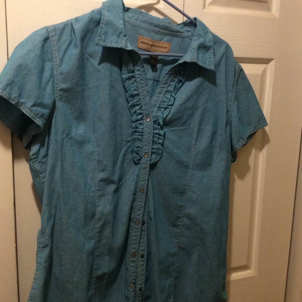 XL cowgirl style short sleeve shirt. NWOT.